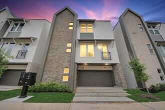 783 Mansfield St in Houston, TX - Foto de edificio - Building Photo