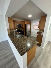 2820 Riverside Dr in Coral Springs, FL - Building Photo - Building Photo
