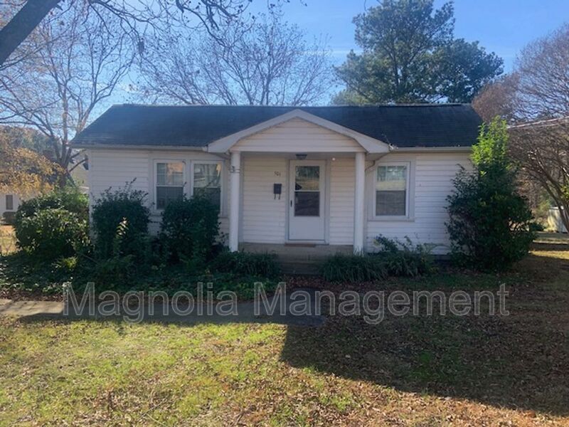 101 Grace St in Oxford, NC - Building Photo