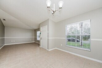 473 Martigues Dr in Kissimmee, FL - Building Photo - Building Photo