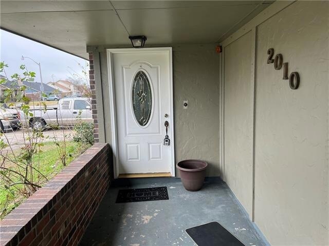 2010 Snowbird Dr in Harvey, LA - Building Photo - Building Photo