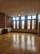 108 E Main St in Florence, CO - Building Photo