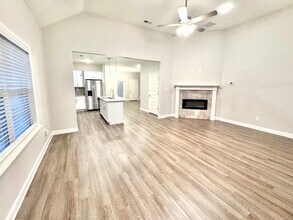 305 Azalea Dr-Unit -1 in Somerville, TN - Building Photo - Building Photo