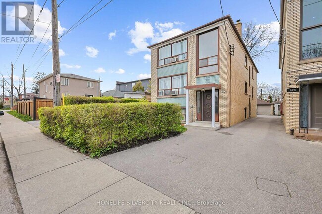 property at 430 Ridelle Ave