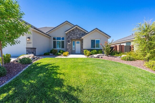 property at 3080 E Rimrunner Dr