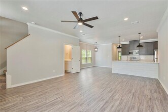 304 Poplar St in College Station, TX - Building Photo - Building Photo