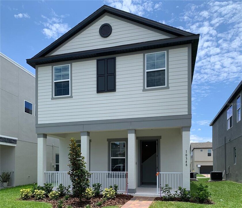 10348 Austrina Oak Lp in Winter Garden, FL - Building Photo
