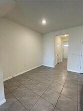 32561 Turtle Grace Lp in Wesley Chapel, FL - Foto de edificio - Building Photo