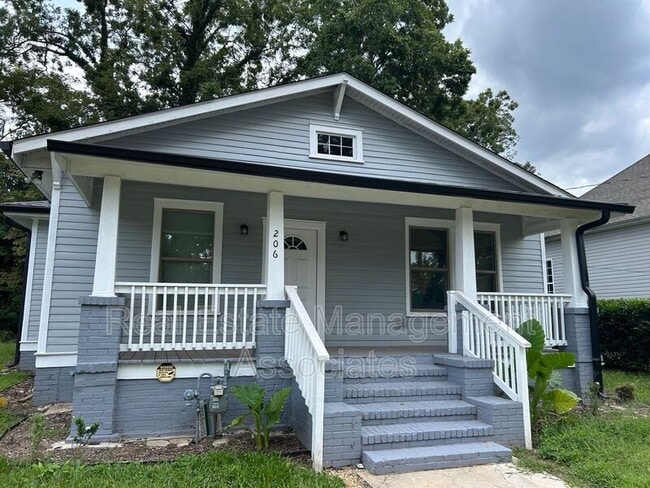 property at 206 W Tinsley St