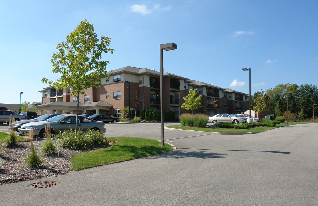 Barrington Horizon Senior Living Community in Barrington, IL - Building Photo