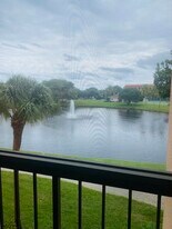 950 Egret Cir, Unit 950EgretCr5304 in Delray Beach, FL - Building Photo