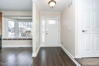 732 Rutgers Rd in Rochester Hills, MI - Building Photo - Building Photo