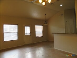 247 Rosalie Dr in New Braunfels, TX - Building Photo - Building Photo