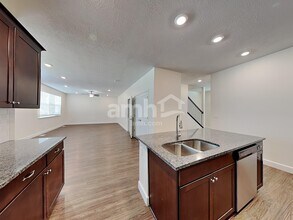 2325 S Wild Horse Way in Bluffdale, UT - Building Photo - Building Photo