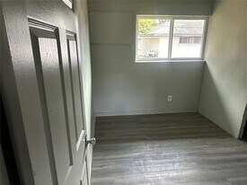 5409 Suez St, Unit 3 in Houston, TX - Building Photo