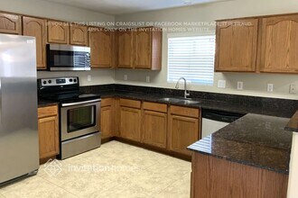 328 E March St in San Tan Valley, AZ - Foto de edificio - Building Photo