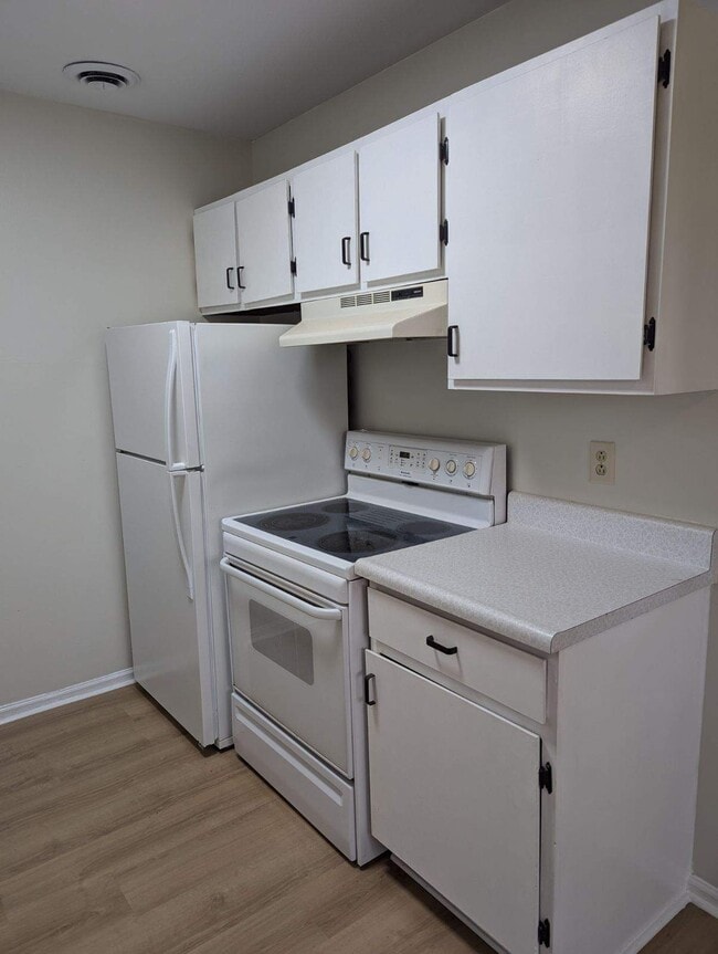 2275 N Cable Rd, Unit 56 in Lima, OH - Building Photo - Building Photo