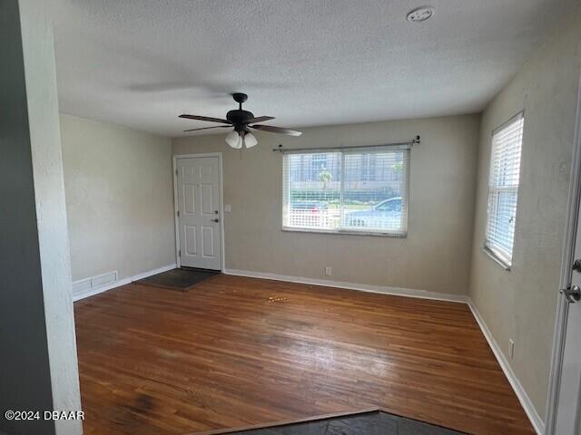 3822 S Atlantic Ave in Daytona Beach Shores, FL - Building Photo - Building Photo