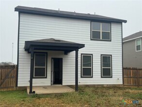 2548 Hiddenbrooke Trace in Seguin, TX - Building Photo - Building Photo