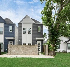 308 Neyland St in Houston, TX - Building Photo - Building Photo