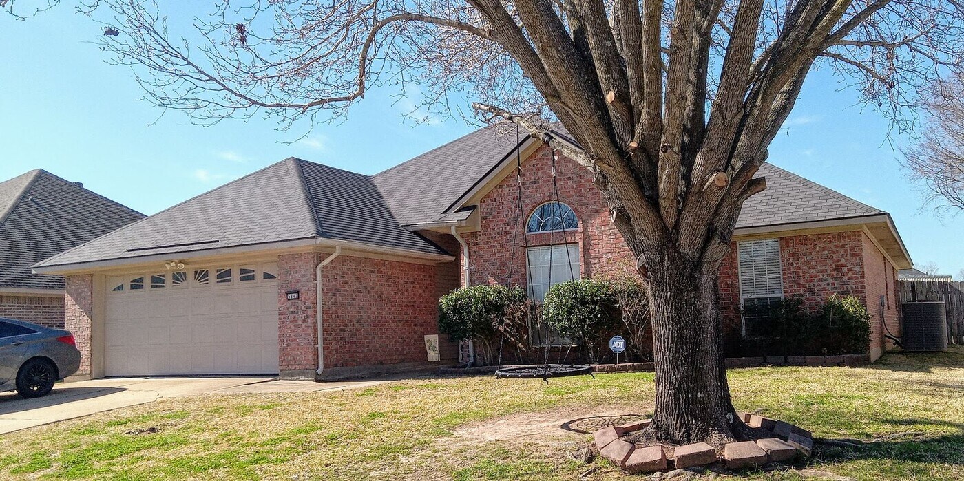 5842 Bayou Dr in Bossier City, LA - Building Photo