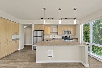 Allez Apartments in Redmond, WA - Building Photo - Building Photo