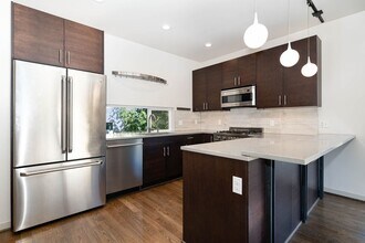 4262 Linden Ave N in Seattle, WA - Building Photo - Building Photo