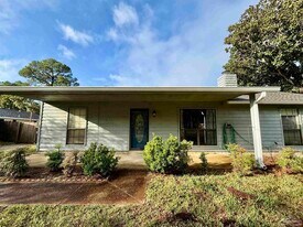 2847 Napoli Way in Gulf Breeze, FL - Building Photo