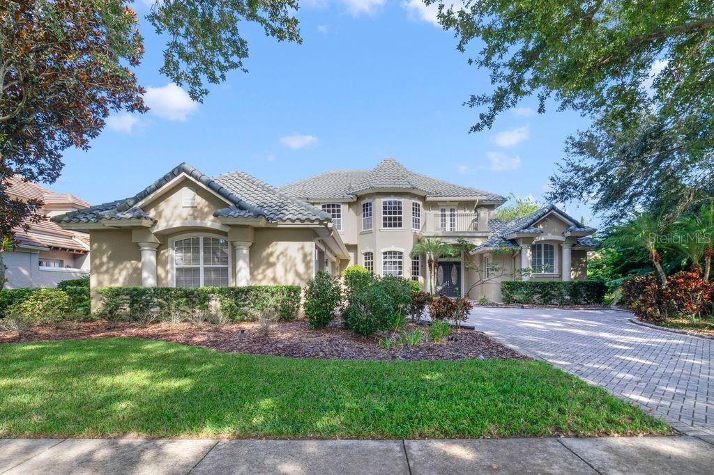 9102 Southern Breeze Dr in Orlando, FL - Building Photo