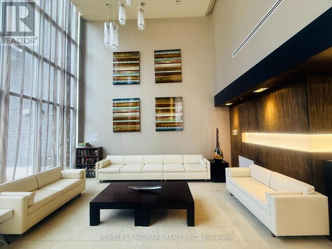 320 Richmond St E in Toronto, ON - Building Photo - Building Photo