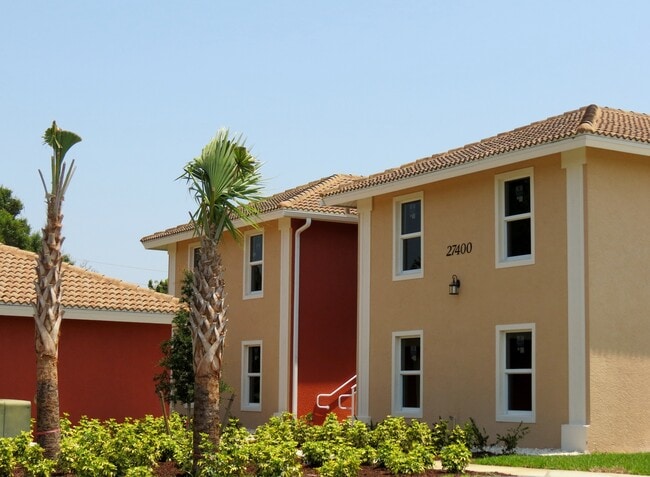 27440 Palmesta Circle, Unit 19 in Bonita Springs, FL - Foto de edificio - Building Photo