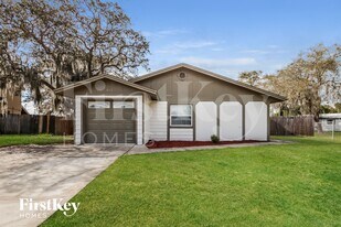 812 Whisper Lake Ct in Winter Haven, FL - Building Photo