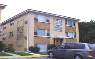 4255 N Neva Ave Apartments