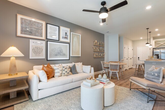 Hawthorne at Summerville in Summerville, SC - Building Photo - Building Photo