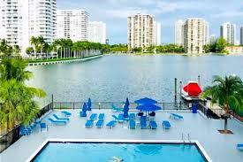 2780 NE 183rd St, Unit 1412 in Aventura, FL - Foto de edificio - Building Photo