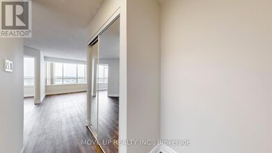 5 Greystone Walk Dr in Toronto, ON - Building Photo - Building Photo