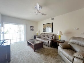 3550 Bay Sands Dr in Laughlin, NV - Building Photo - Building Photo