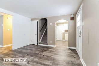 915 W Sutter Rd in Glenshaw, PA - Building Photo - Building Photo