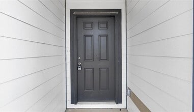 200 NW Bellflower St in Gentry, AR - Building Photo - Building Photo