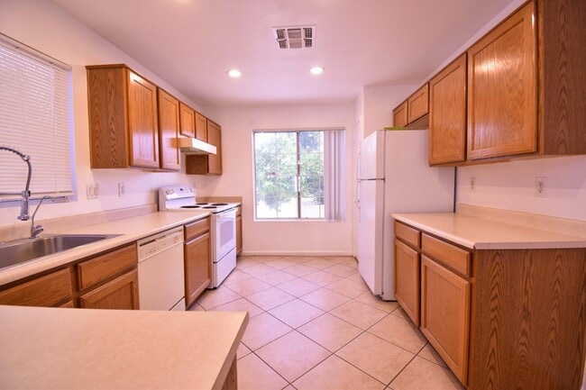 6780 N 74th Dr in Glendale, AZ - Building Photo - Building Photo