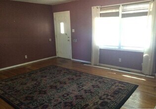 160 Bisby St in Reno, NV - Building Photo - Building Photo