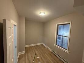 71 W 17th St in Bayonne, NJ - Building Photo