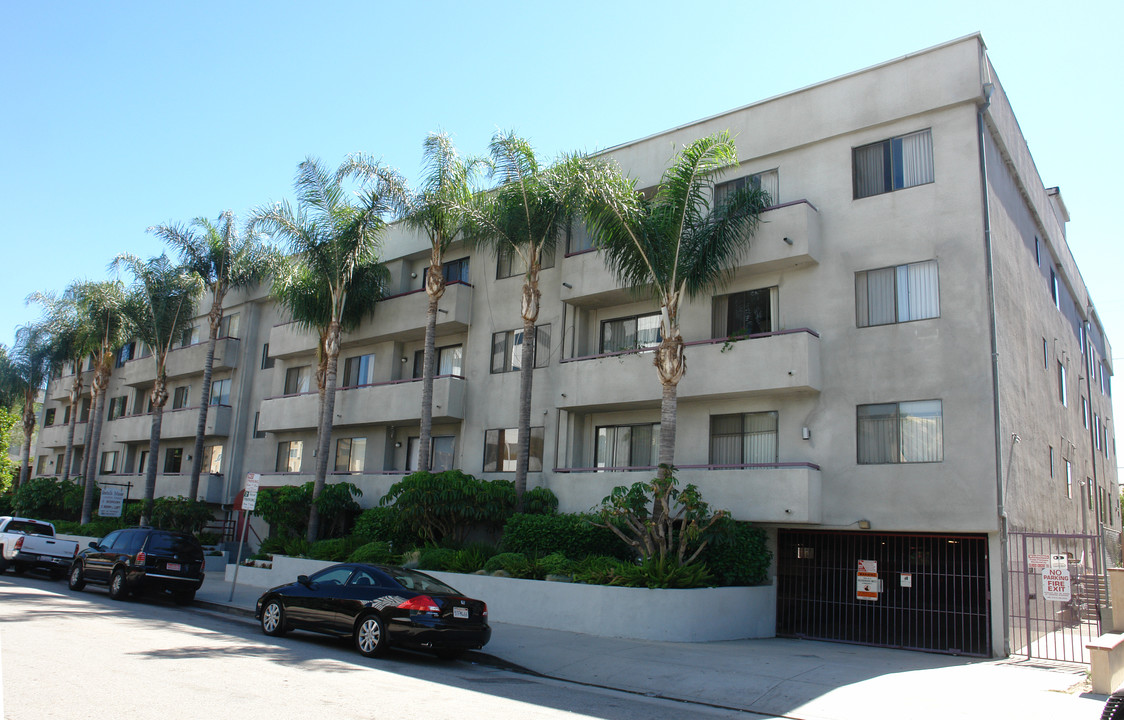 4650 Sepulveda in Sherman Oaks, CA - Building Photo