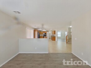 45654 W Meadows Ln in Maricopa, AZ - Foto de edificio - Building Photo