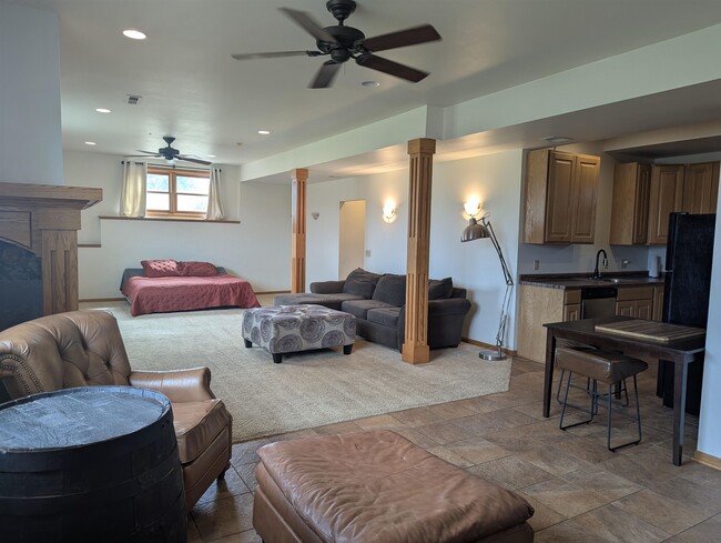 property at 2709 Gust Rd