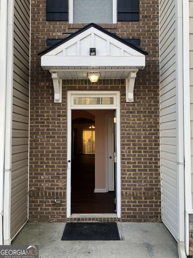 1938 Dilcrest Dr in Duluth, GA - Building Photo - Building Photo