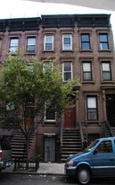 152 W 132nd St Apartamentos