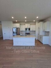 5130 Useppa Trl in Woodbury, MN - Building Photo - Building Photo