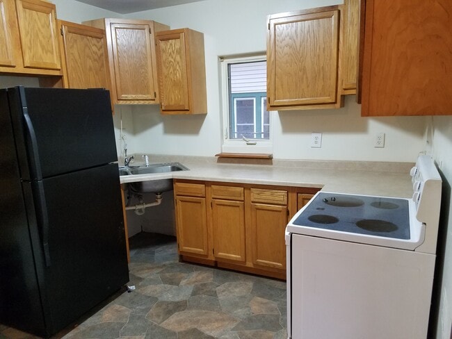 property at 5725 W 8th St