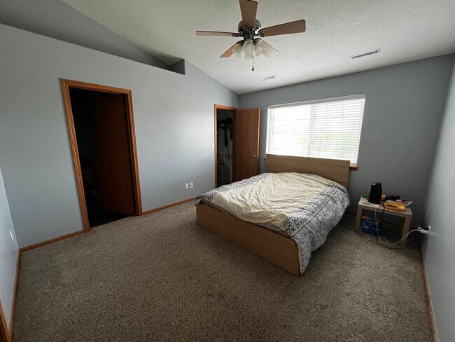 248 Alydar Dr in North Liberty, IA - Building Photo - Building Photo